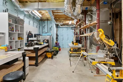 23 Oak Lane West Tisbury MA 02575