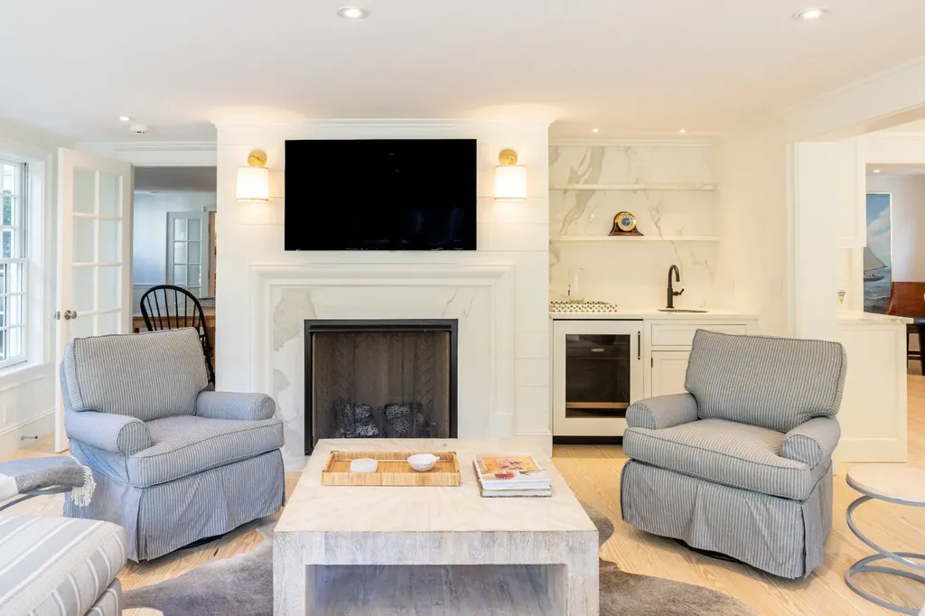 68 North Water Street Edgartown MA 02539