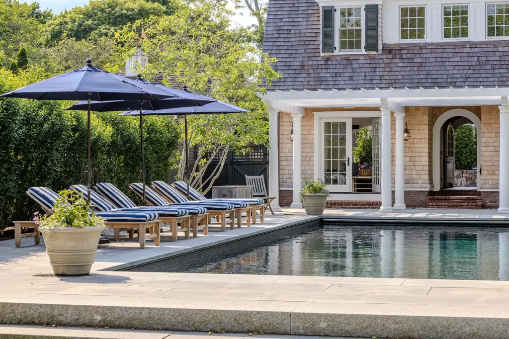 68 North Water Street Edgartown MA 02539