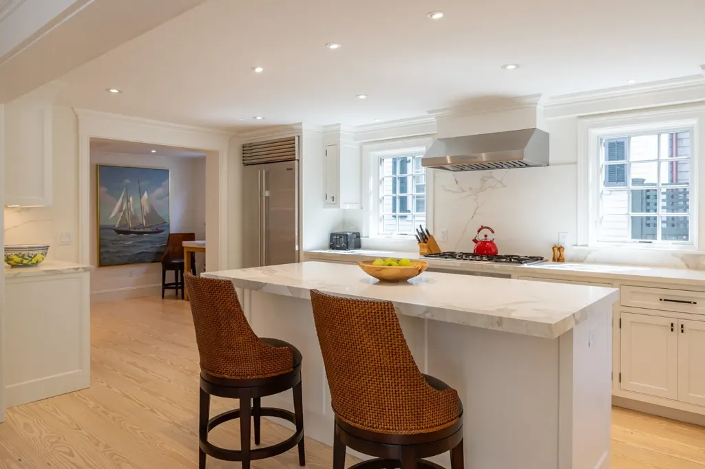 68 North Water Street Edgartown MA 02539