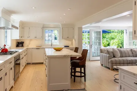 68 North Water Street Edgartown MA 02539