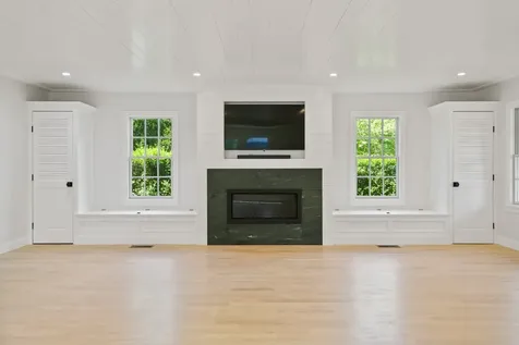 36 Tashmoo Avenue Vineyard Haven MA 02568