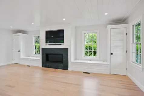 36 Tashmoo Avenue Vineyard Haven MA 02568