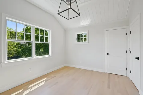 36 Tashmoo Avenue Vineyard Haven MA 02568