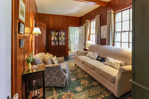 70 Spring Street Vineyard Haven MA 02568