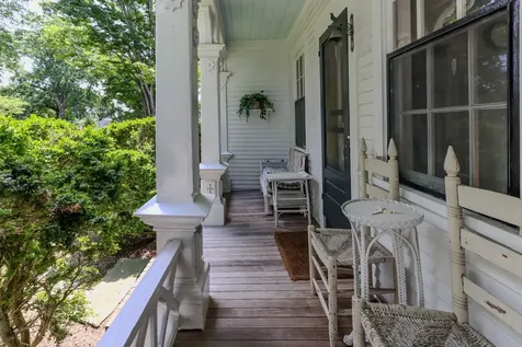 70 Spring Street Vineyard Haven MA 02568