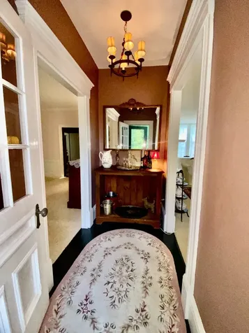 70 Spring Street Vineyard Haven MA 02568