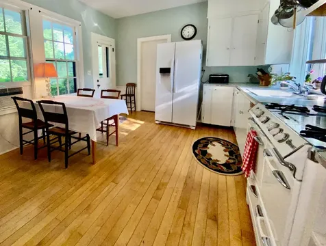 70 Spring Street Vineyard Haven MA 02568