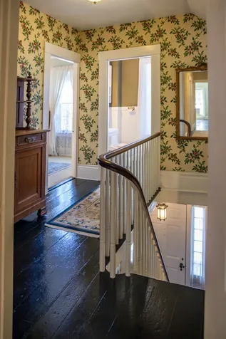 70 Spring Street Vineyard Haven MA 02568