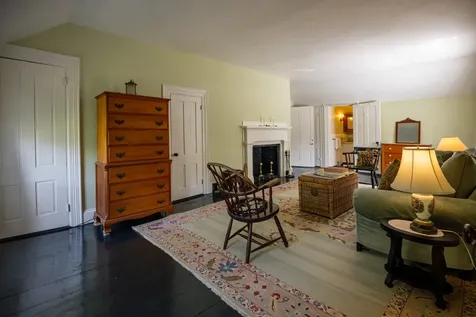 70 Spring Street Vineyard Haven MA 02568