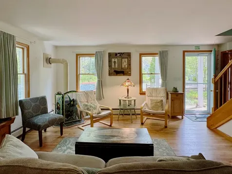 113 Leonard Circle Vineyard Haven MA 02568