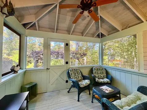 113 Leonard Circle Vineyard Haven MA 02568