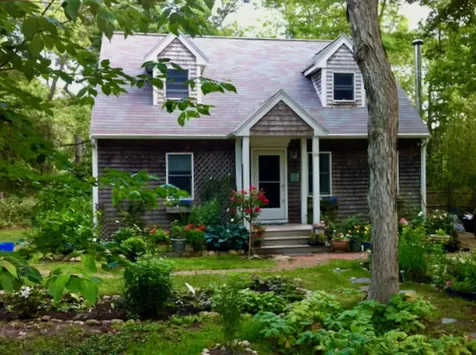 113 Leonard Circle Vineyard Haven MA 02568