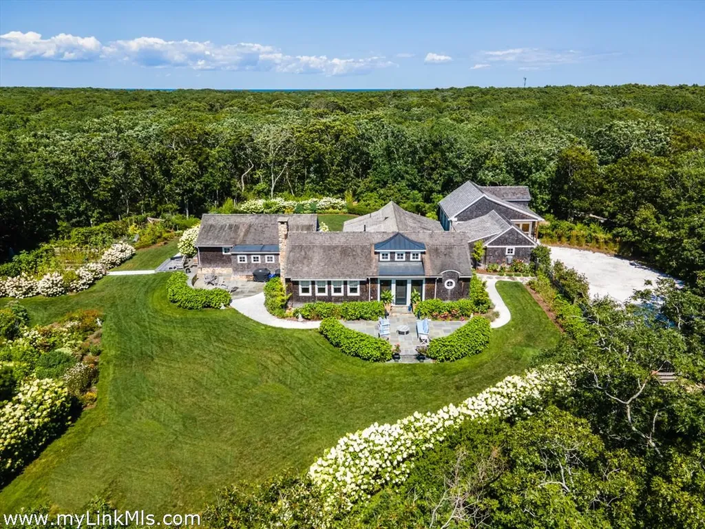 149 Litchfield Road Edgartown MA 02539