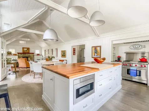 149 Litchfield Road Edgartown MA 02539