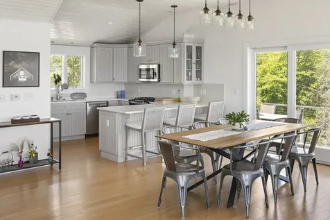 135 The Boulevard & 110 Pilgrim Road Edgartown MA 02539