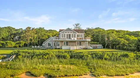 135 The Boulevard & 110 Pilgrim Road Edgartown MA 02539