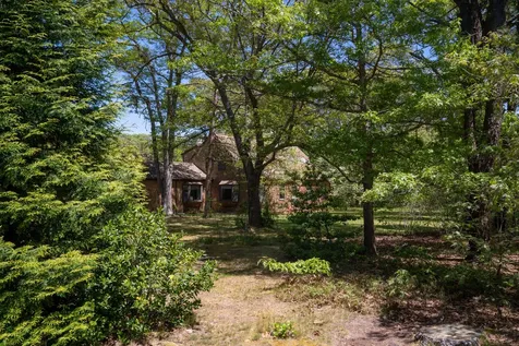 92 Winyah Circle Vineyard Haven MA 02568