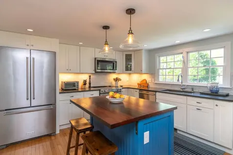 56 Pinehurst Road Edgartown MA 02539