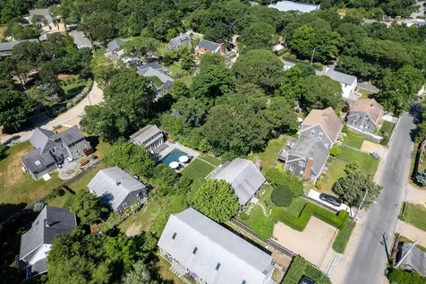 56 Pinehurst Road Edgartown MA 02539