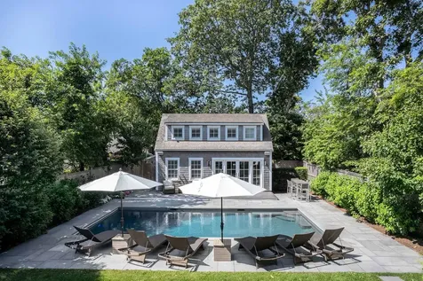 56 Pinehurst Road Edgartown MA 02539