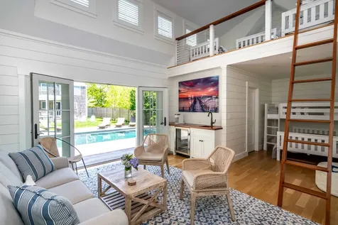56 Pinehurst Road Edgartown MA 02539