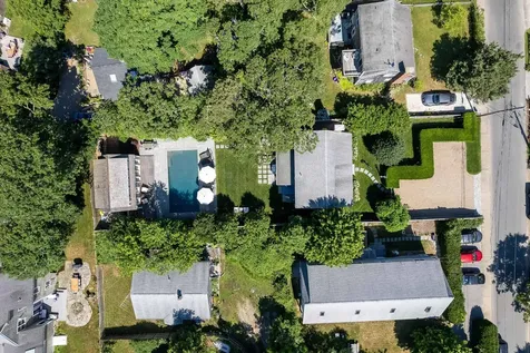56 Pinehurst Road Edgartown MA 02539