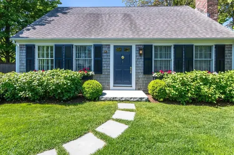 56 Pinehurst Road Edgartown MA 02539