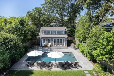 56 Pinehurst Road Edgartown MA 02539