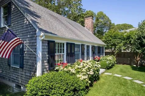 56 Pinehurst Road Edgartown MA 02539