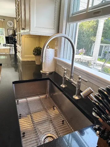 10 Lauras Way Oak Bluffs MA 02557