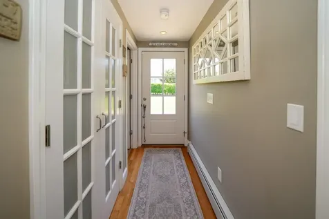 10 Lauras Way Oak Bluffs MA 02557