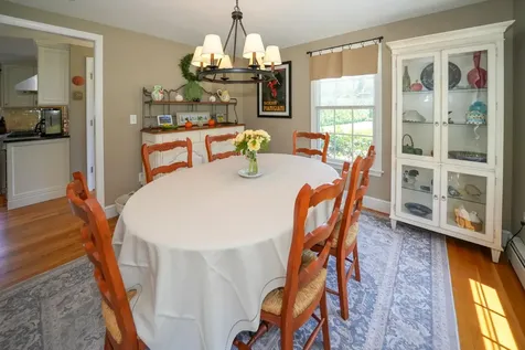 10 Lauras Way Oak Bluffs MA 02557