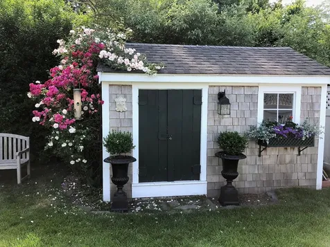 10 Lauras Way Oak Bluffs MA 02557