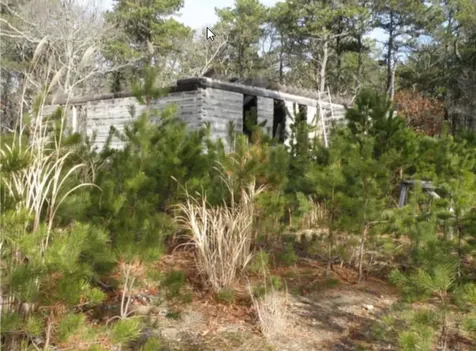 39 Jernegan Pond Road Edgartown MA 02539