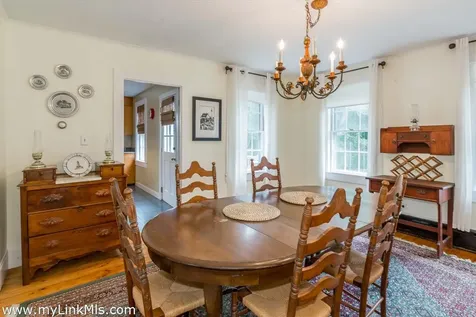 986 State Road West Tisbury MA 02575