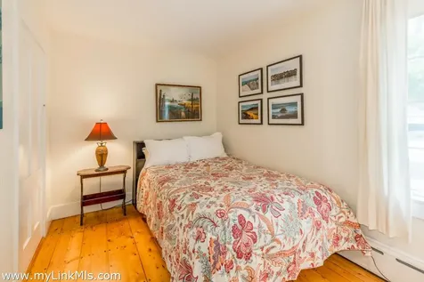 986 State Road West Tisbury MA 02575
