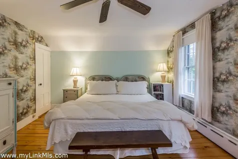 986 State Road West Tisbury MA 02575