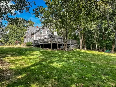 986 State Road West Tisbury MA 02575