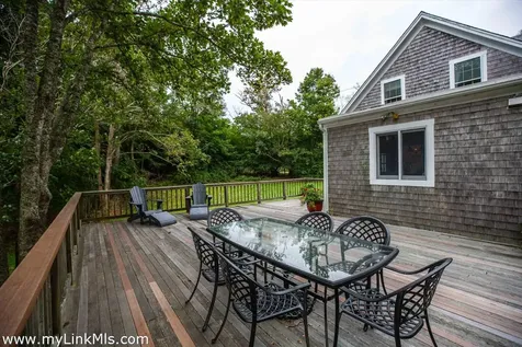 986 State Road West Tisbury MA 02575