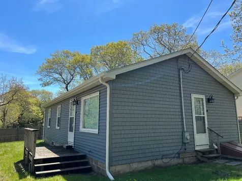 42 Washington Avenue Oak Bluffs MA 02557