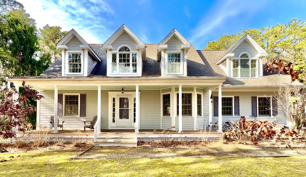 209 Cove Road Vineyard Haven MA 02568