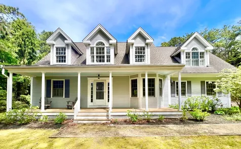 209 Cove Road Vineyard Haven MA 02568