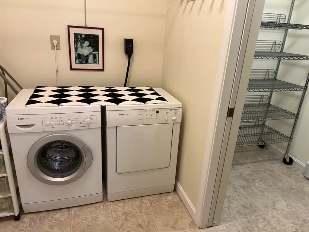 10 Nunes Way Oak Bluffs MA 02557