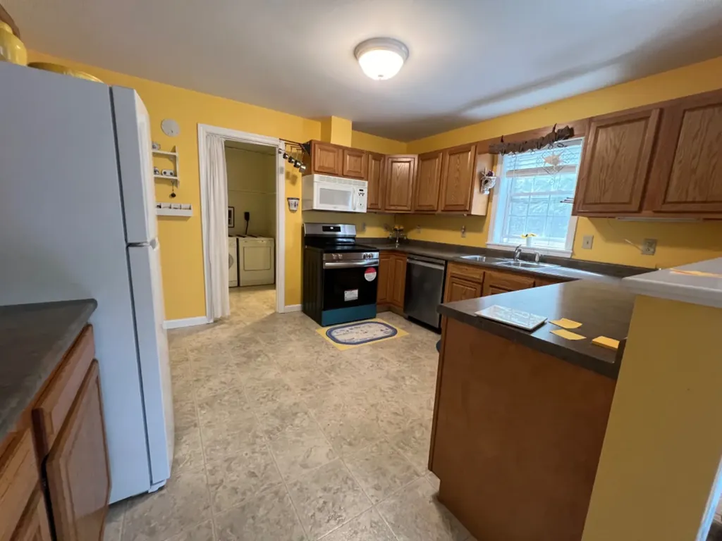 10 Nunes Way Oak Bluffs MA 02557