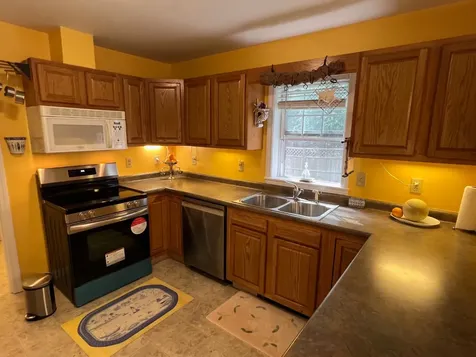 10 Nunes Way Oak Bluffs MA 02557