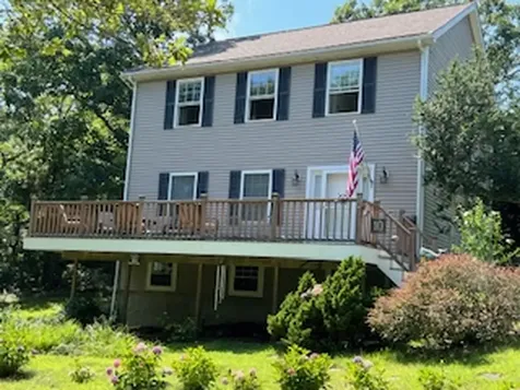 10 Nunes Way Oak Bluffs MA 02557