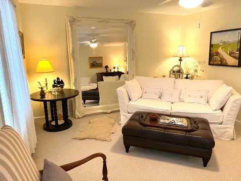 10 Nunes Way Oak Bluffs MA 02557