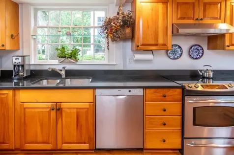 2 Green Avenue Edgartown MA 02539