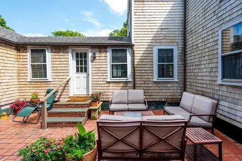 2 Green Avenue Edgartown MA 02539